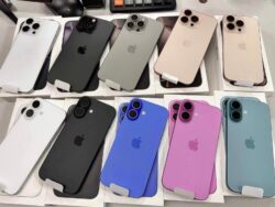 Apple iPhone 16 Pro 128GB = 600 EUR , iPhone 16 Pro Max 256GB = 700 EUR, iPhone 16 128GB = 470 EUR